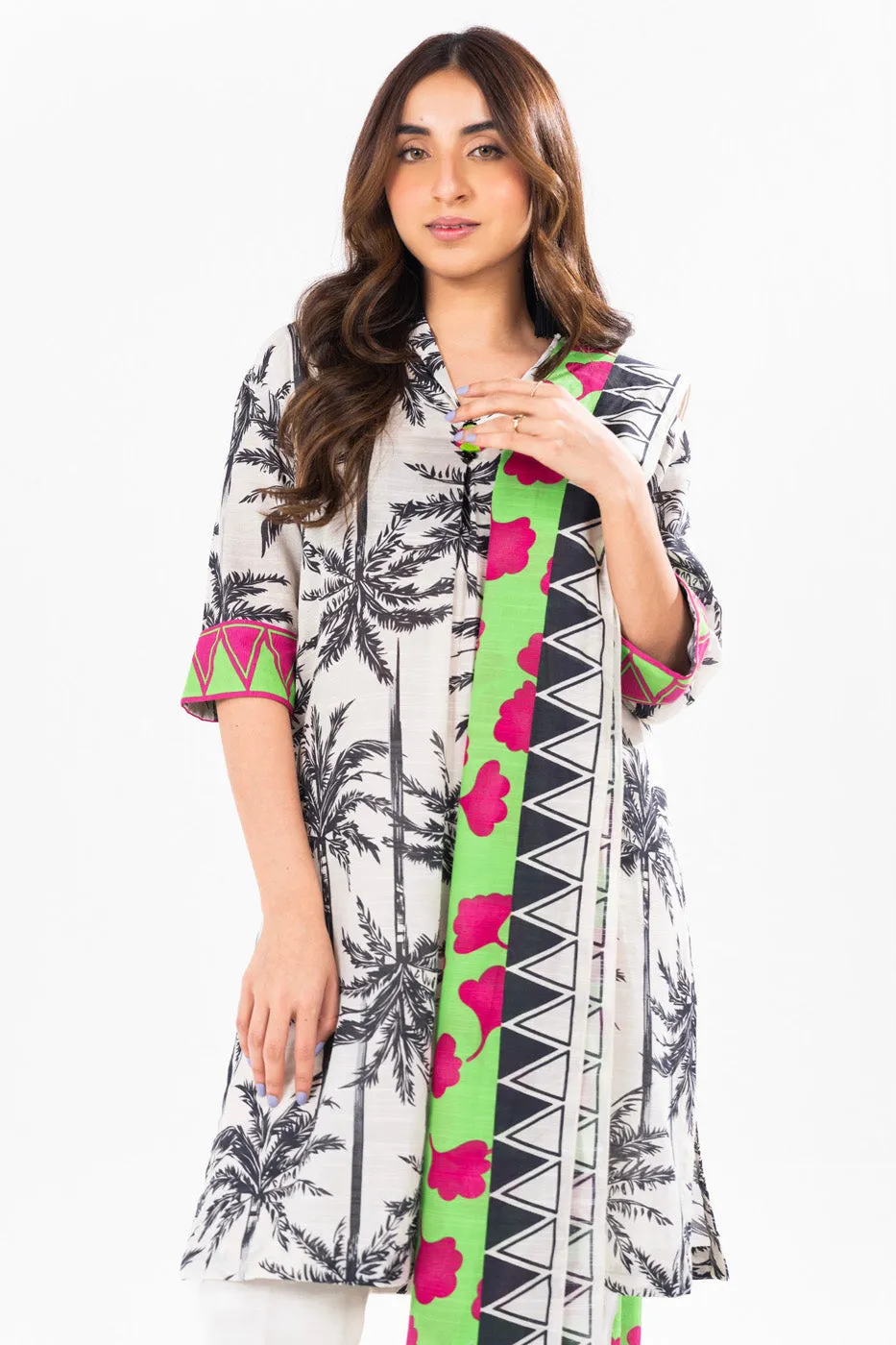 3 Piece Printed Khaddar Suit With Light Khaddar Dupatta