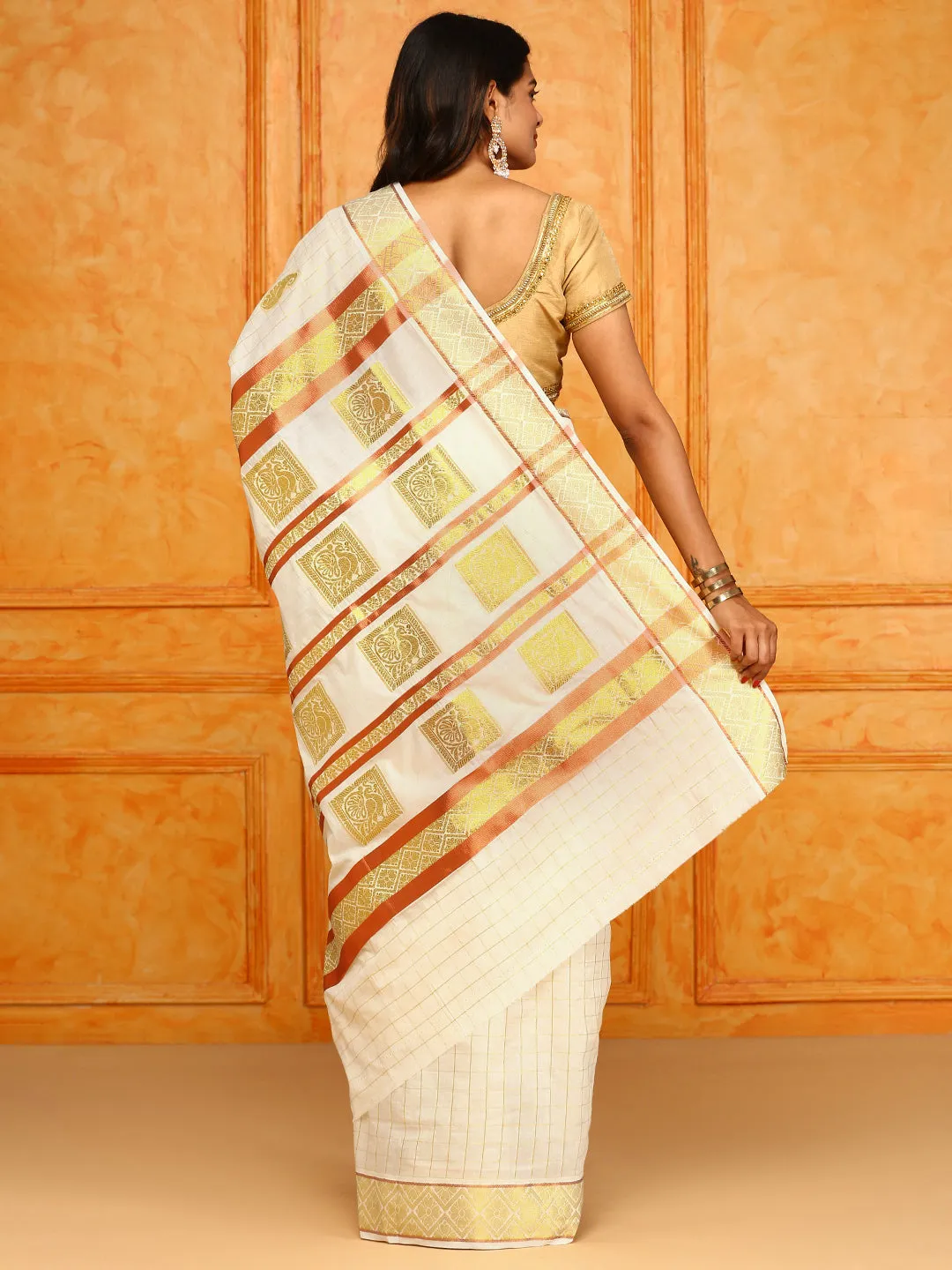 Kerala Cream Gold Jari Weaving Saree KS96