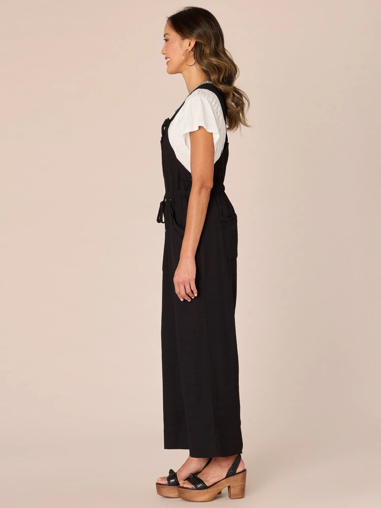 Knot Shoulder Double Layer Pocket Cropped Overalls